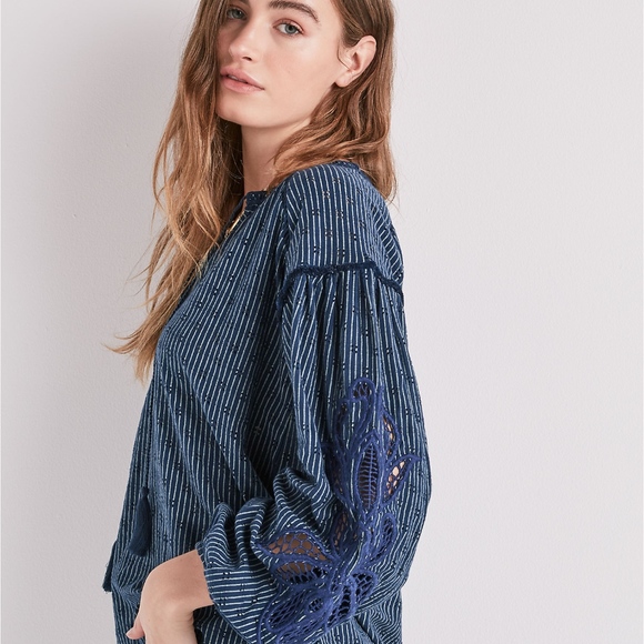 NWT Lucky Brand Cutout Stripe Peasant Top - Picture 3 of 8